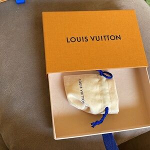 LOUIS VUITTON BOX WITH SLIDE DRAWER EUC